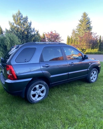 Kia Sportage cena 29900 przebieg: 135300, rok produkcji 2010 z Dobrodzień małe 67